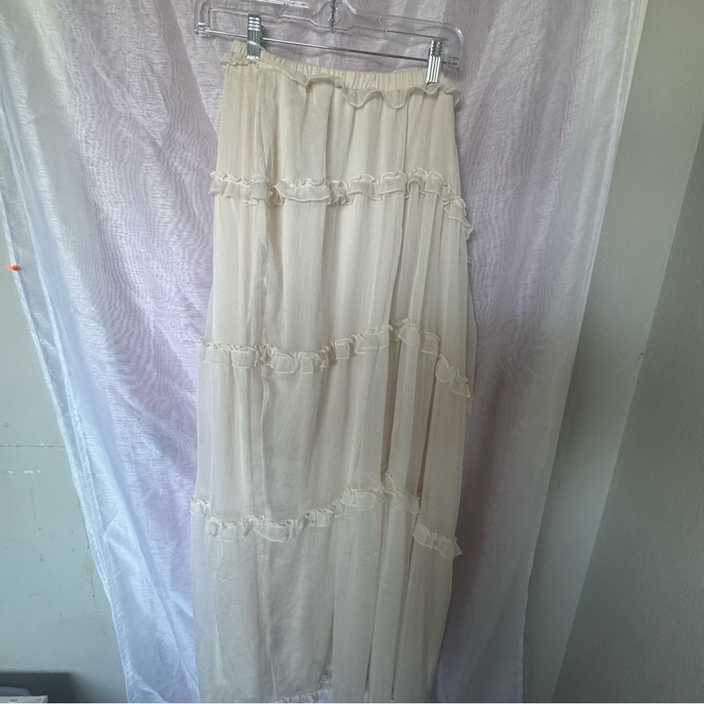 SOLD Long cream skirt with tulle like fabrics